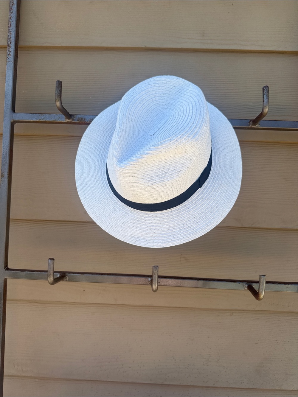 The Hatter Co.  "NEW" Straw unisex bright  White Straw Fedora w/ Blk band #5209